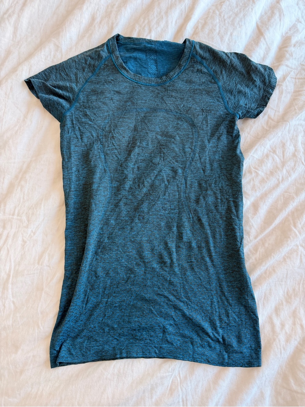 LuluLemon Women's Heathered Blue Short Sleeve Tee
